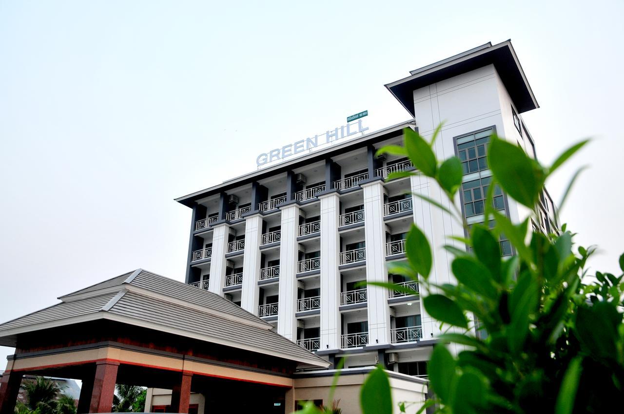 Green Hill Hotel Phayao Bagian luar foto